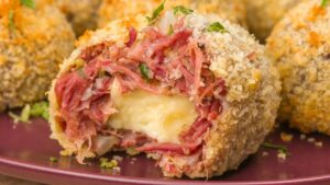 Bolinho de Carne Seca